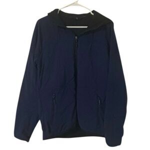 Beyond Clothing Navy Blue Soft Shell jacket